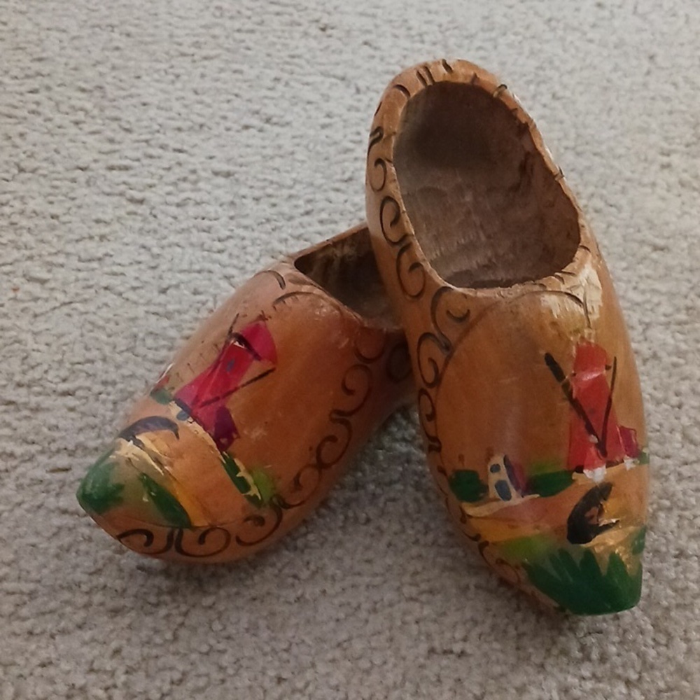 Vintage Wooden Shoes - Picture 5 of 6